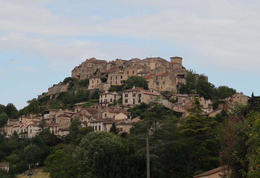 Le Pigeonnier De Lacalm Gite Saint-Gregoire  Bagian luar foto
