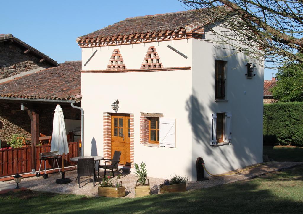 Le Pigeonnier De Lacalm Gite Saint-Gregoire  Bagian luar foto